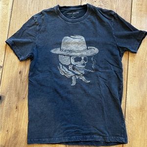 Lucky brand skull cowboy tee size small excellent condition